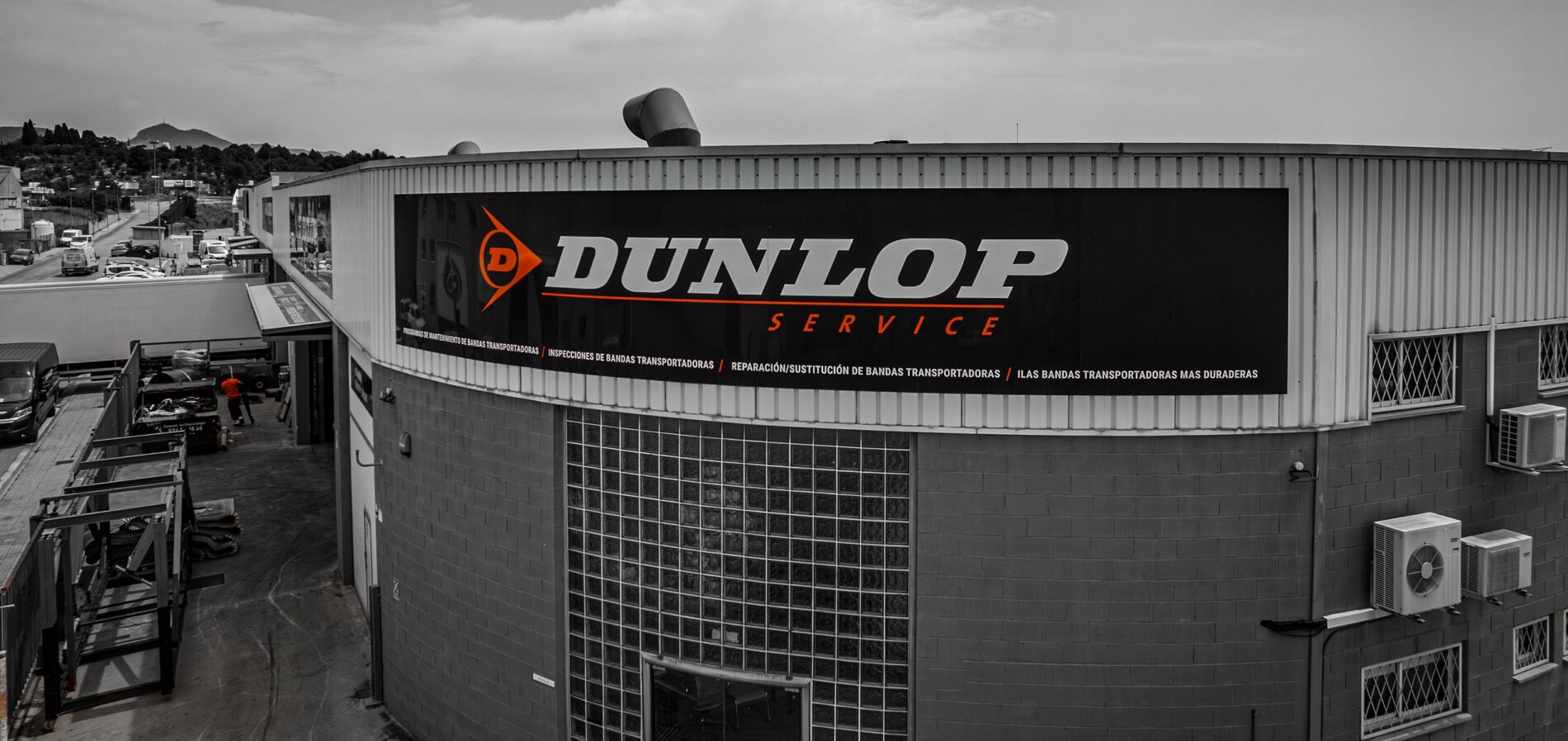 Dunlop Service Accessibility Page Background